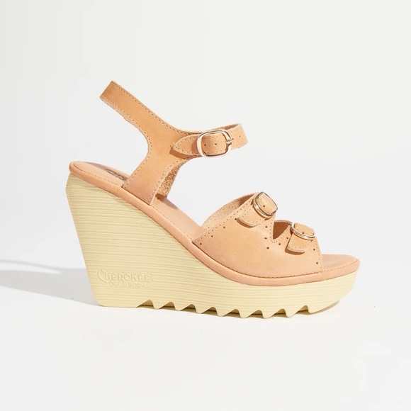 NIB Cherokee “Stevie” Wedge Sandals size 40/9.5-10 - Picture 7 of 7